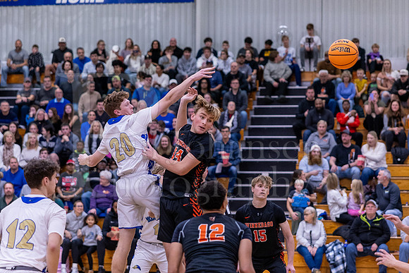 Rockford Christian Boys Varsity Basketball vs Winnebago 11-25-2024-0112