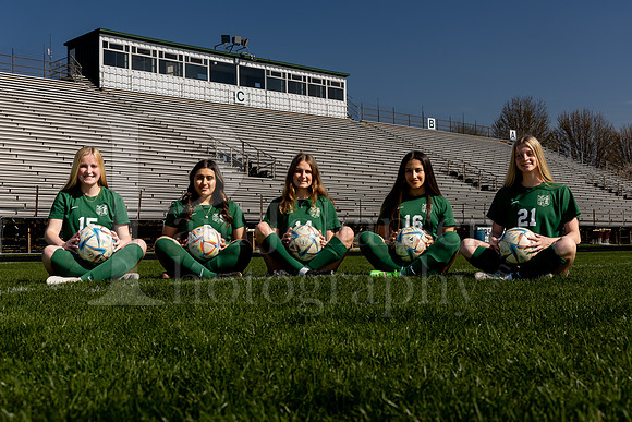 Boylan Varsity Girls Soccer Team and Senior Shoot 4-25-2024-0073