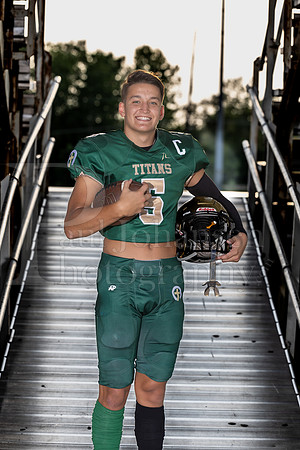 Boylan Football Seniors Banner Photoshoot Fall 2023-0013