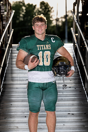 Boylan Football Seniors Banner Photoshoot Fall 2023-0029