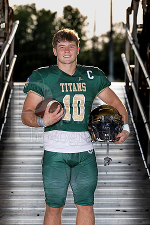 Boylan Football Seniors Banner Photoshoot Fall 2023-0031
