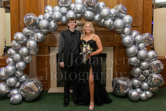 Rockford Christian Prom 2024 Seniors Shoot 4-27-2024-0034