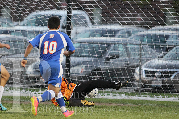 RC Boys Varsity Soccer vs Genoa 9-17-2014-0449
