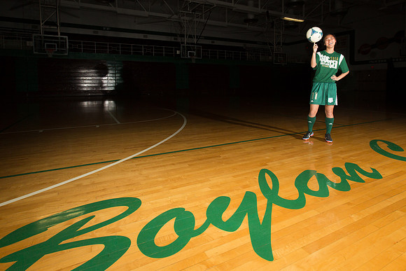 Boylan Varsity Girls Soccer Seniors 4-21-2014-1736