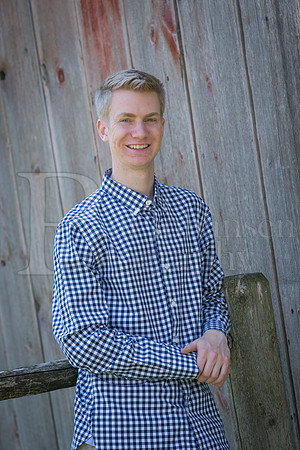 Nick Monkemeyer Senior Images 4-17-2016-0102