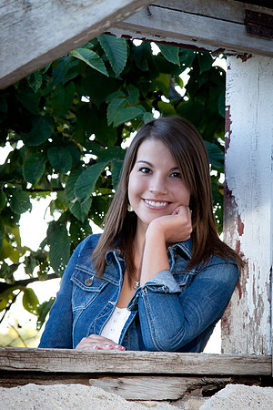 Lindsay Melling Senior Images-0508