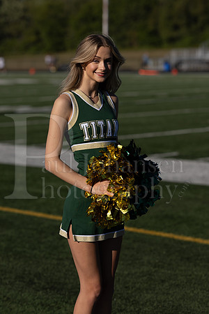 Boylan Fall 2023 Senior Cheerleaders Banners 9-1-2023-0328