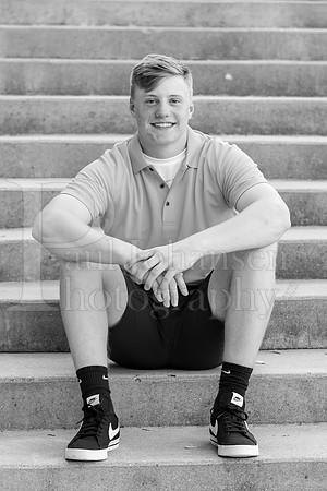 Zach Joiner Senior Images 5-22-2021-0193