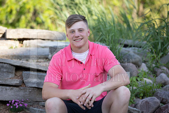 Zach Joiner Senior Images 5-22-2021-0273