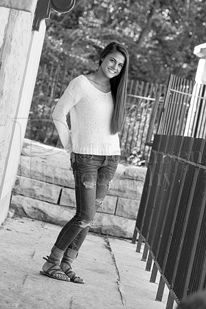 Kelly Custer Senior Images 9-20-2015-0203