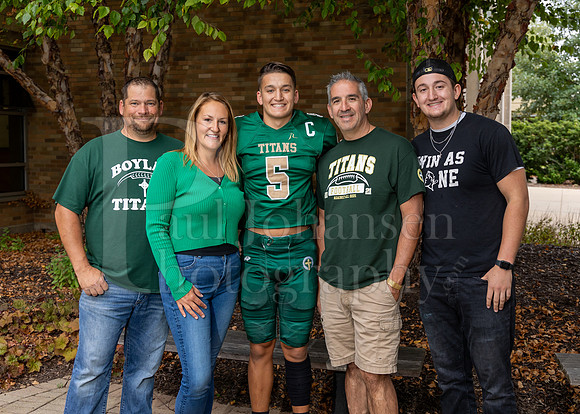 Boylan Fall 2023 Parent Night Portraits 9-8-2023-0003
