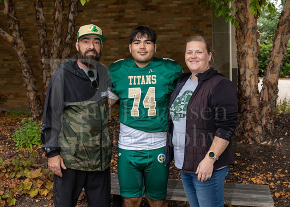 Boylan Fall 2023 Parent Night Portraits 9-8-2023-0145
