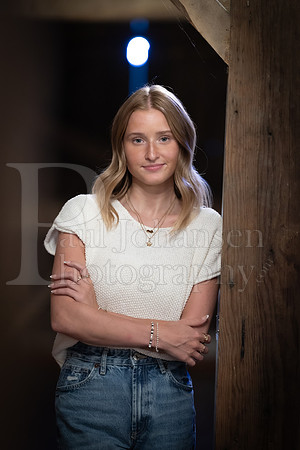 Marley Flynn Senior Images 8-11-2024-0489