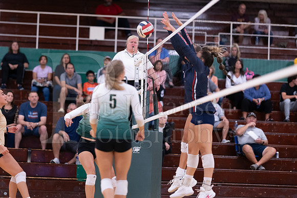Boylan Girls Varsity Volleyball vs Belvidere North 9-12-2023-0357