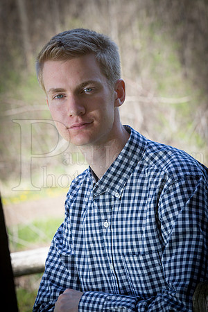 Nick Monkemeyer Senior Images 4-17-2016-0119-2