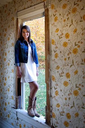 Lindsay Melling Senior Images-0532