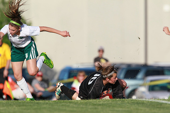 Boylan Girls Varisty Soccer vs Dekalb Sectional Final 5-30-2104-0669
