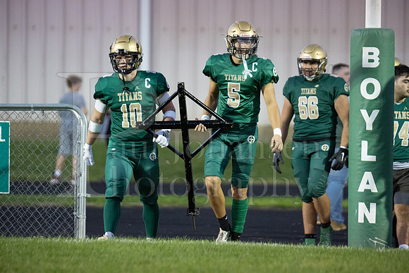 Boylan Varsity Football vs Hononegah 9-29-2023-0518