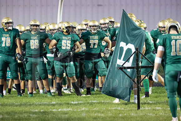 Boylan Varsity Football vs Hononegah 9-29-2023-0582