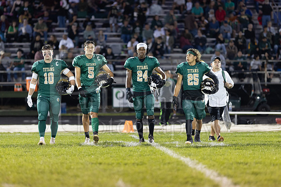 Boylan Varsity Football vs Hononegah 9-29-2023-0813