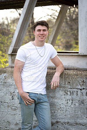 Nolan Brauns Senior Images 5-4-2022-0193