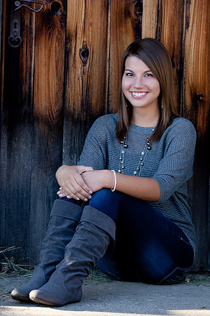 Lindsay Melling Senior Images-0392