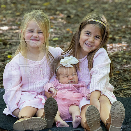 Blume Family Portraits 7-29-2024-0174
