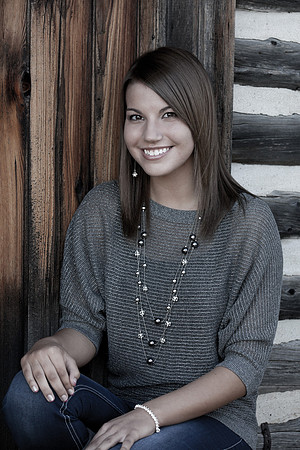 Lindsay Melling Senior Images-0384