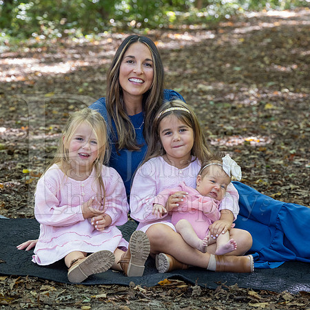 Blume Family Portraits 7-29-2024-0142