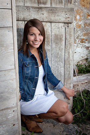 Lindsay Melling Senior Images-0502