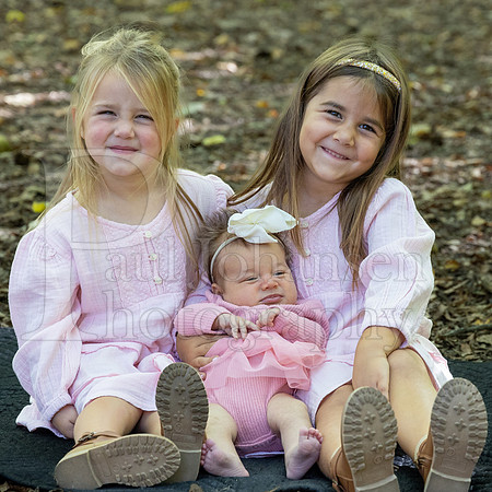 Blume Family Portraits 7-29-2024-0181