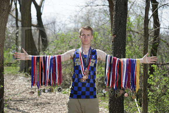 Nick Monkemeyer Senior Images 4-17-2016-0177