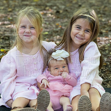 Blume Family Portraits 7-29-2024-0175-2