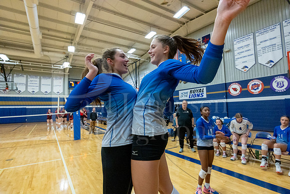 Rockford Christian Girls Varsity Volleyball vs Stillman Valley 10-17-2023-0246
