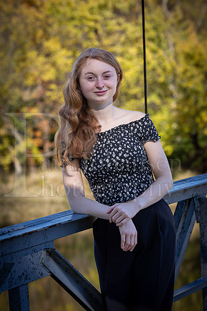 Brielle Rach Senior Images 10-22-2023-0012