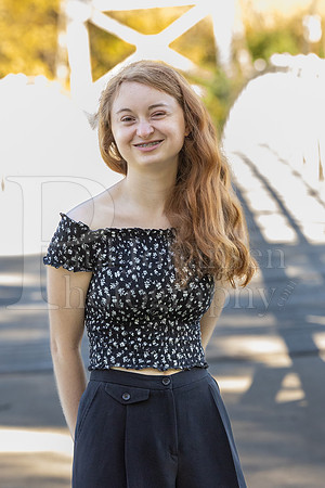 Brielle Rach Senior Images 10-22-2023-0039