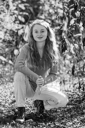 Brielle Rach Senior Images 10-22-2023-0308