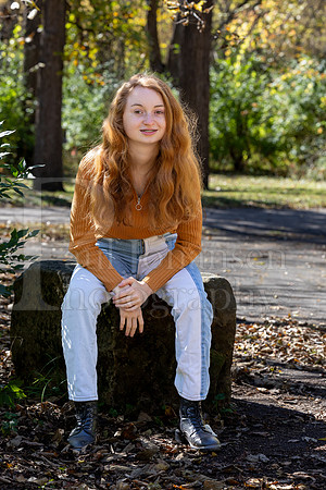 Brielle Rach Senior Images 10-22-2023-0440