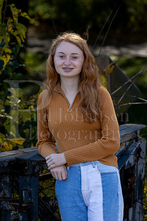 Brielle Rach Senior Images 10-22-2023-0547