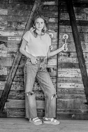Marley Flynn Senior Images 8-11-2024-0575