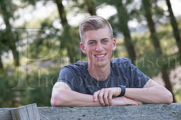Bramdon Ancona  Senior Images 4-17-2016-0128_pp