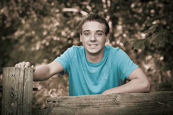 Mike Lundeen Senior Images-5073