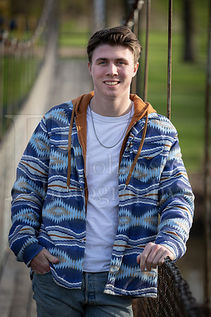 Nolan Brauns Senior Images 5-4-2022-0228