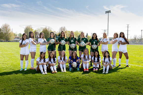 Boylan Varsity Girls Soccer Team and Senior Shoot 4-25-2024-0005