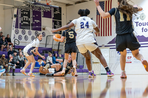 Rockford Christian Girls Varsity Basketball vs Lutheran 12-16-2024-0132