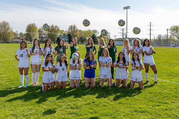 Boylan Varsity Girls Soccer Team and Senior Shoot 4-25-2024-0055