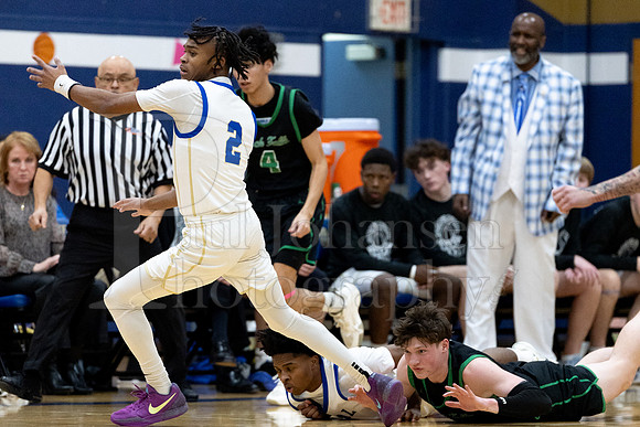 Rockford Christian Boys Varsity Basketball vs Rock Falls 2-7-2025-0428