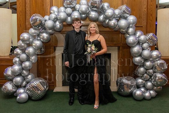 Rockford Christian Prom 2024 Seniors Shoot 4-27-2024-0033