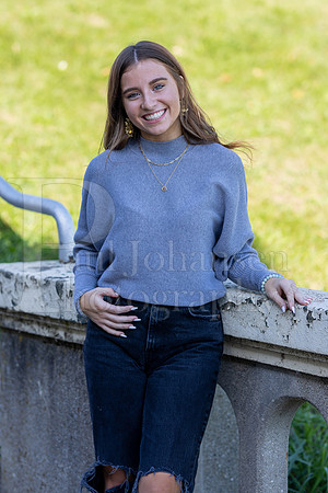 Maddy Mo Flynn Senior Images 10-9-2022-0008
