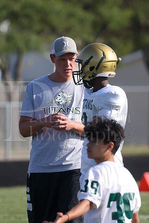 Boylan Sophomore Football vs Belv 9-10-2021-0005